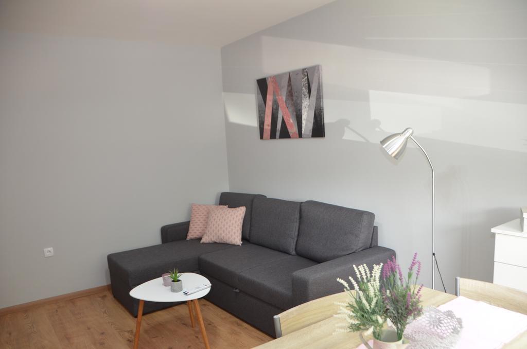 Apartment Marija Sremska Mitrovica Exterior foto